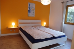 Apartment A - Schlafzimmer / Bedroom